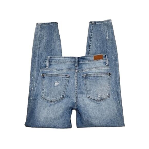 Judy Blue Mid-Rise Shredding Up My Life Relaxed Fit Jeans - Picture 3 of 7